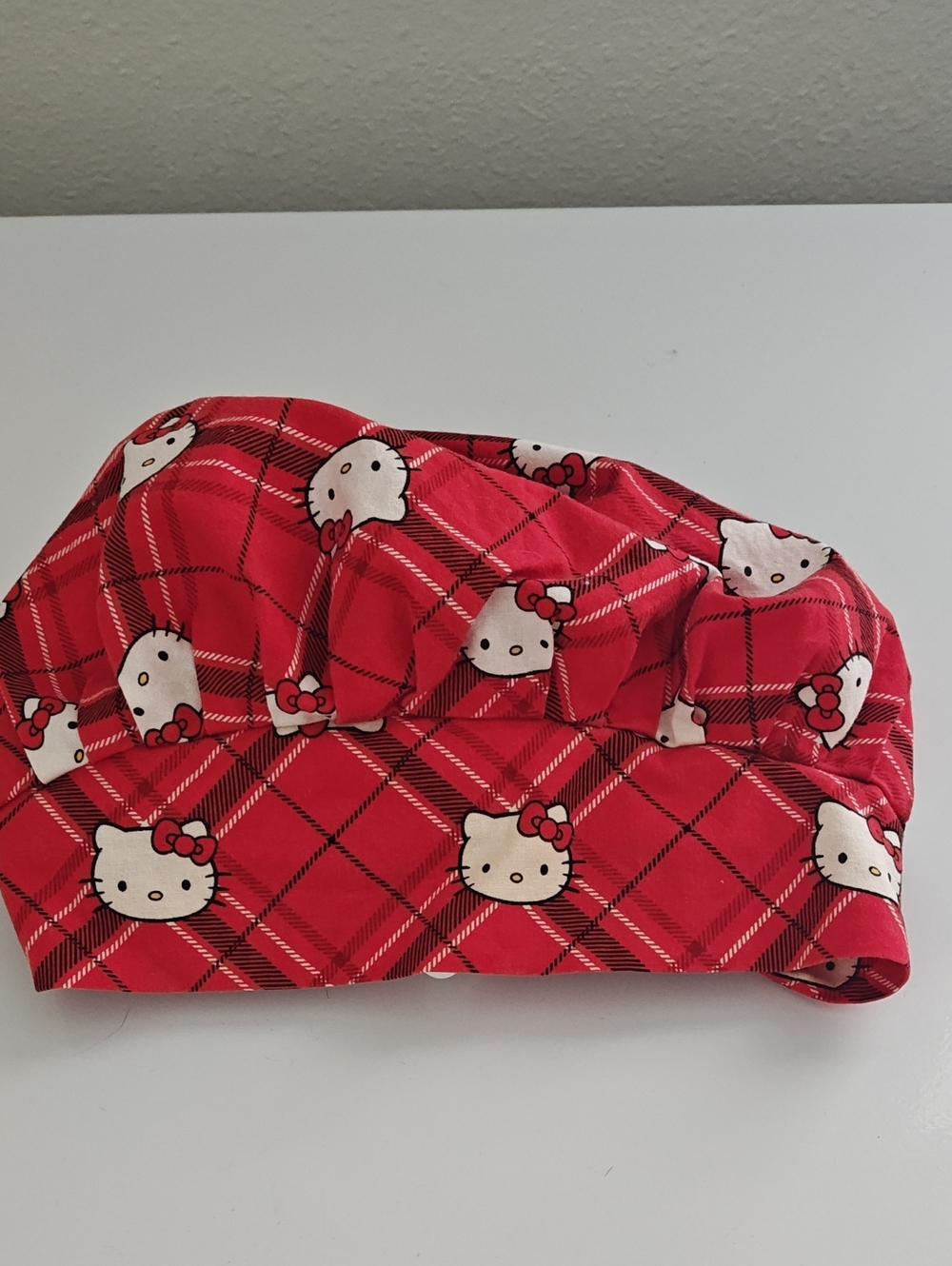 Hello Kitty Red Plaid Scrub Cap with Bow Print